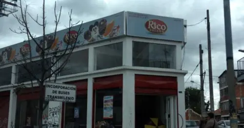 RICO HELADO CARRERA 30 CON 45 RICO HELADO CARRERA 30 CON 45
